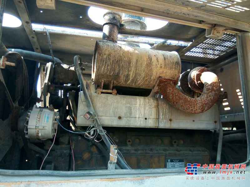 贵州出售转让二手12000小时2010年龙工LG855装载机