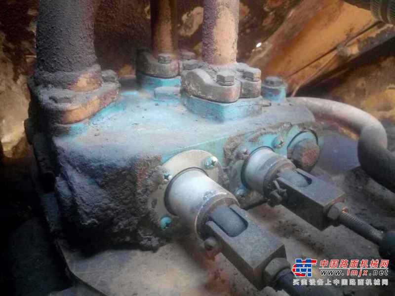 山西出售转让二手4700小时2009年龙工LG850装载机