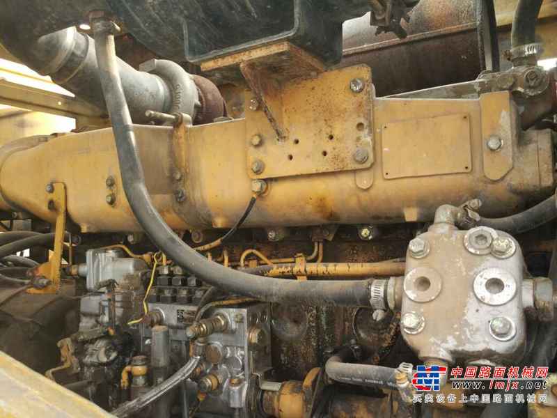 山东出售转让二手1500小时2010年山工ZL50F装载机