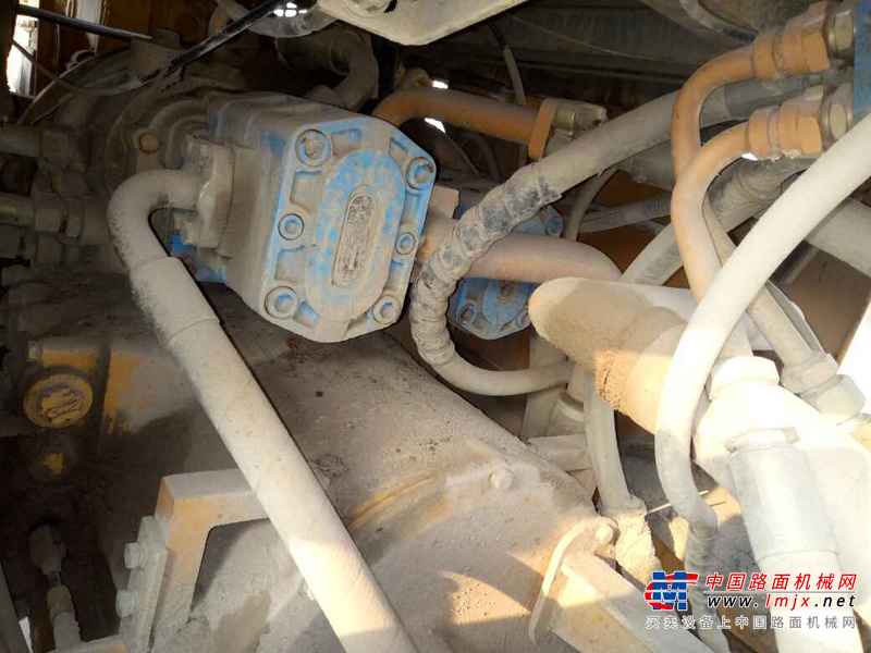 辽宁出售转让二手4536小时2010年龙工LG850装载机