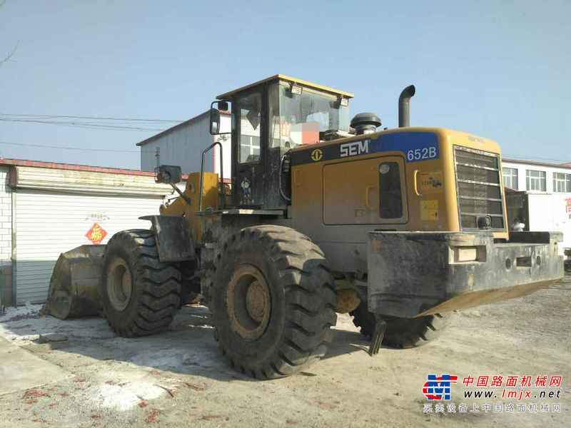 山东出售转让二手2800小时2014年山工SEM652B装载机