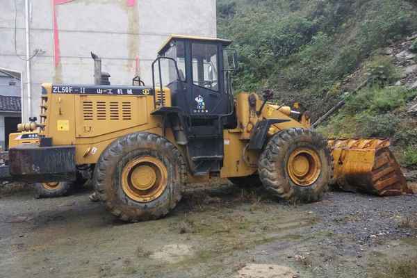 陕西出售转让二手3500小时2011年山工ZL50F装载机