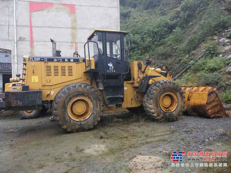 陕西出售转让二手3500小时2011年山工ZL50F装载机
