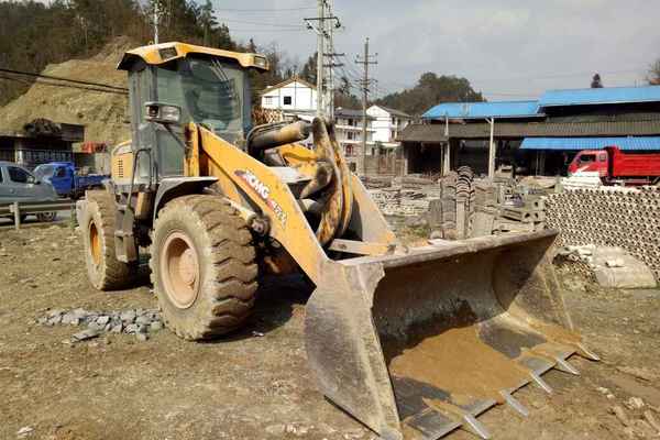 湖北出售转让二手300小时2010年徐工LW300F装载机