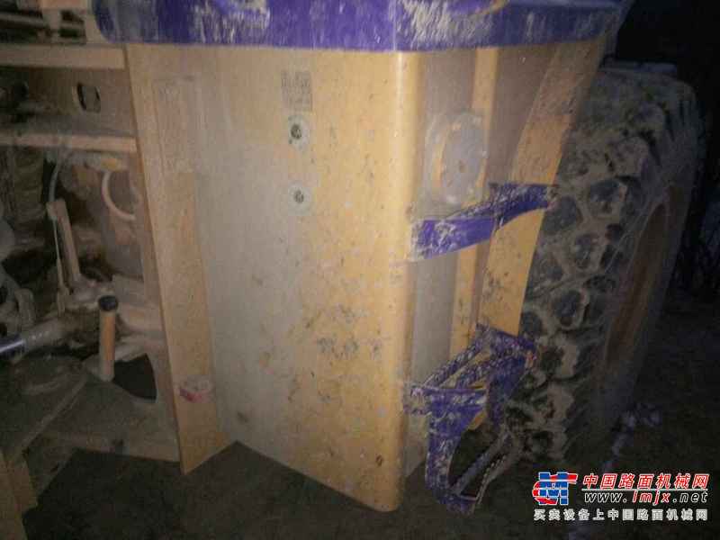 陕西出售转让二手4000小时2009年龙工LG833装载机