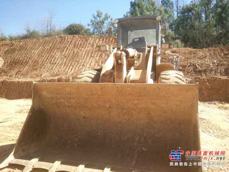 云南出售转让二手4000小时2009年龙工LG855装载机
