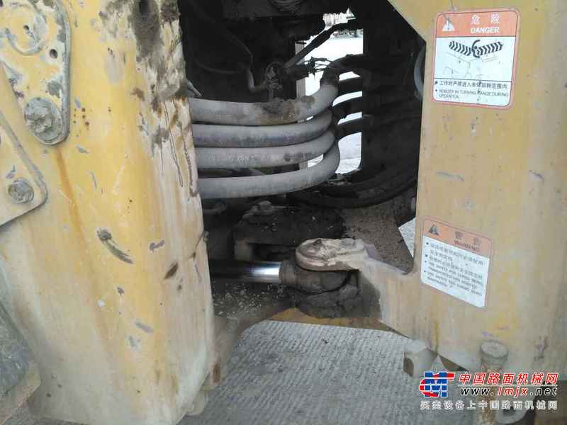 山东出售转让二手2000小时2011年山工SEM630B装载机