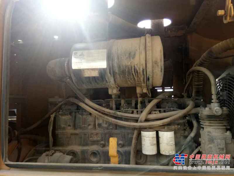 贵州出售转让二手3800小时2012年龙工LG833B装载机