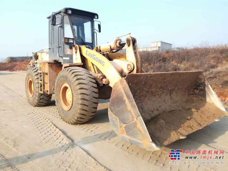 河南出售转让二手4000小时2010年柳工CLG855装载机