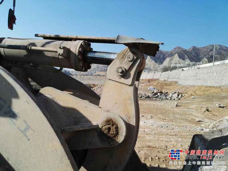 陕西出售转让二手4000小时2010年龙工LG855装载机