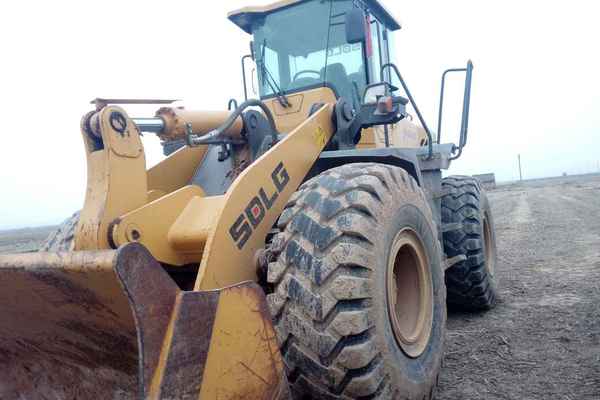 山西出售转让二手2800小时2013年临工LG953装载机