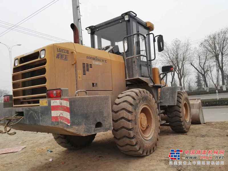 陕西出售转让二手1800小时2015年龙工LG833B装载机