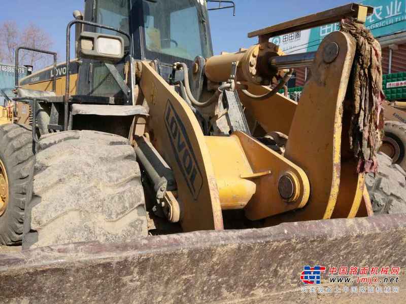 陕西出售转让二手5000小时2010年福田雷沃FL956F装载机