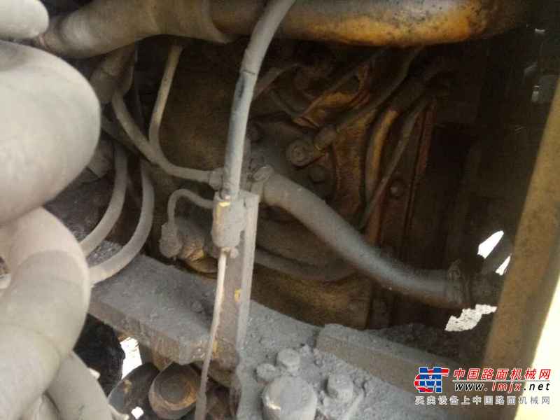 贵州出售转让二手1800小时2010年龙工LG833G装载机