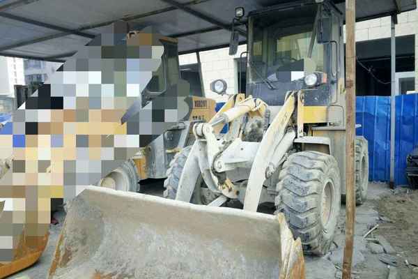 山西出售转让二手3000小时2011年龙工LG818装载机