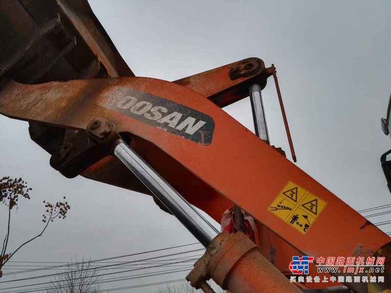 陕西出售转让二手5000小时2011年斗山DL503装载机