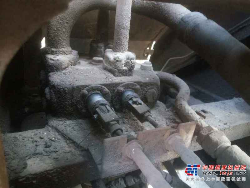 江西出售转让二手4000小时2010年龙工LG850装载机