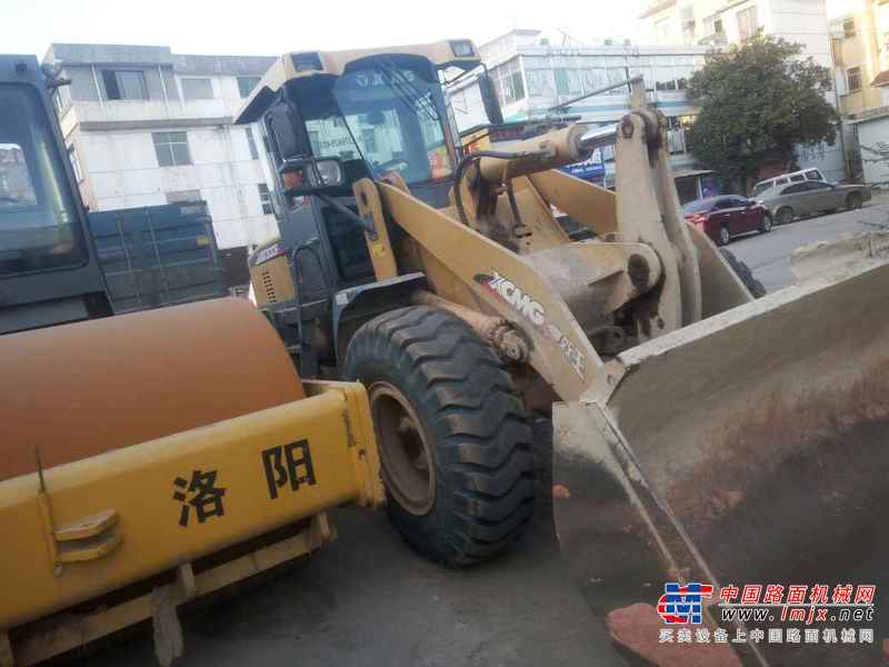 江西出售转让二手2000小时2013年徐工LW300F装载机