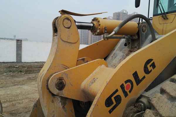 陕西出售转让二手4000小时2011年临工LG953装载机