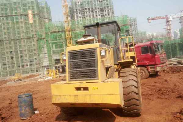 江西出售转让二手3000小时2013年柳工CLG855N装载机