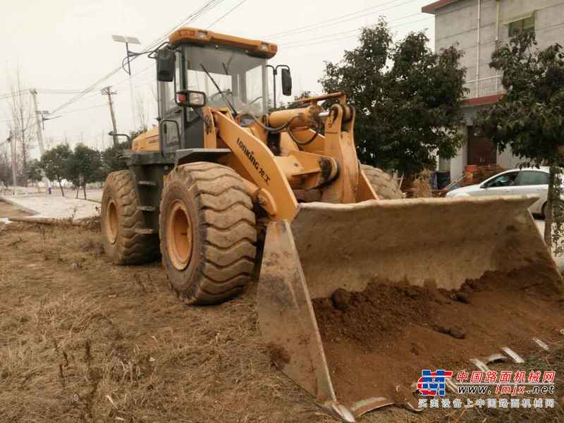 陕西出售转让二手2200小时2014年龙工LG853装载机