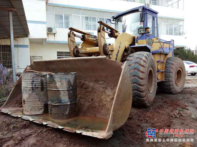 江西出售转让二手8000小时2010年龙工LG850装载机