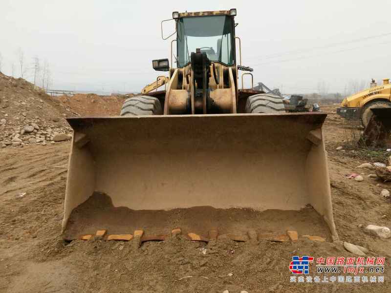 陕西出售转让二手13000小时2005年柳工CLG852装载机