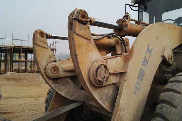 陕西出售转让二手8000小时2006年龙工LG850装载机