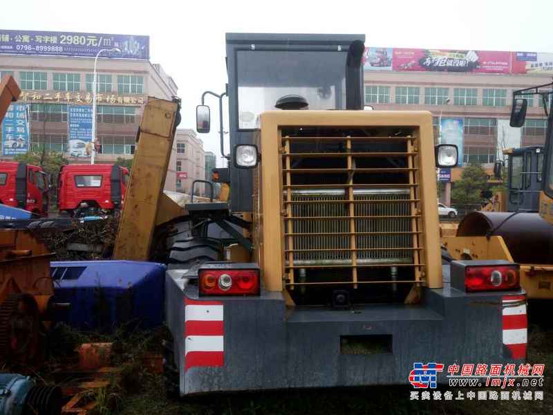 江西出售转让二手1500小时2014年龙工LG833G装载机