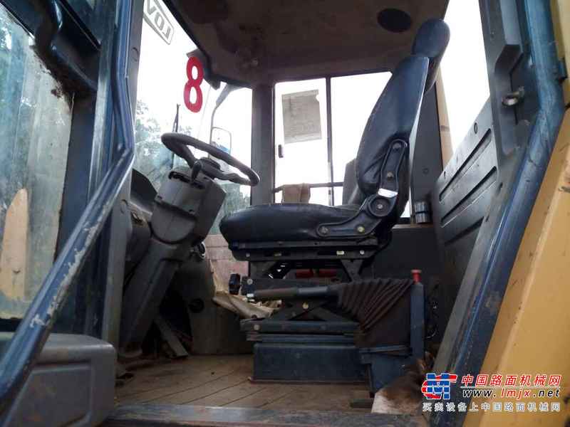云南出售转让二手1865小时2012年福田雷沃FL955F装载机