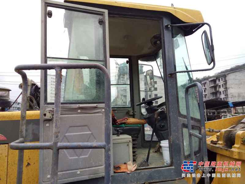 贵州出售转让二手6854小时2010年徐工LW500KL装载机