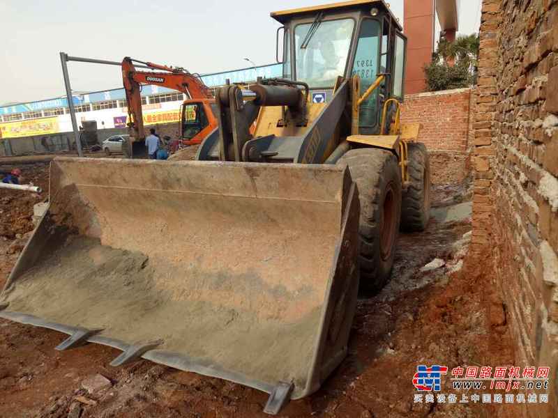 江西出售转让二手16000小时2009年徐工LW300F装载机