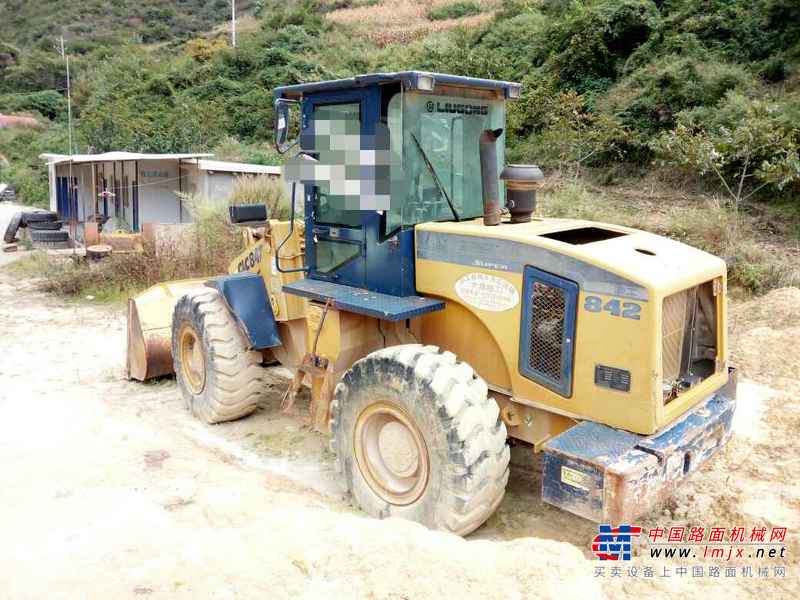云南出售转让二手13000小时2005年柳工CLG842装载机
