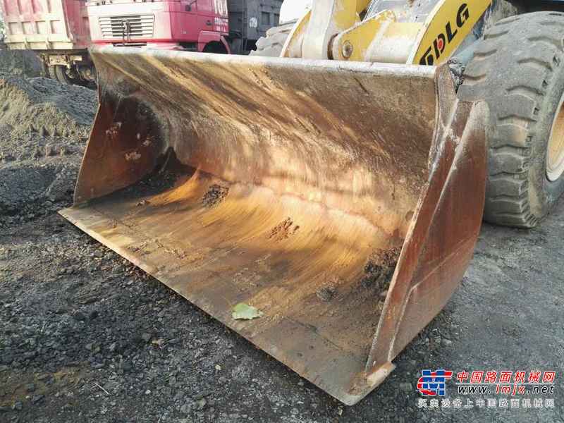 陕西出售转让二手4000小时2011年临工LG953装载机