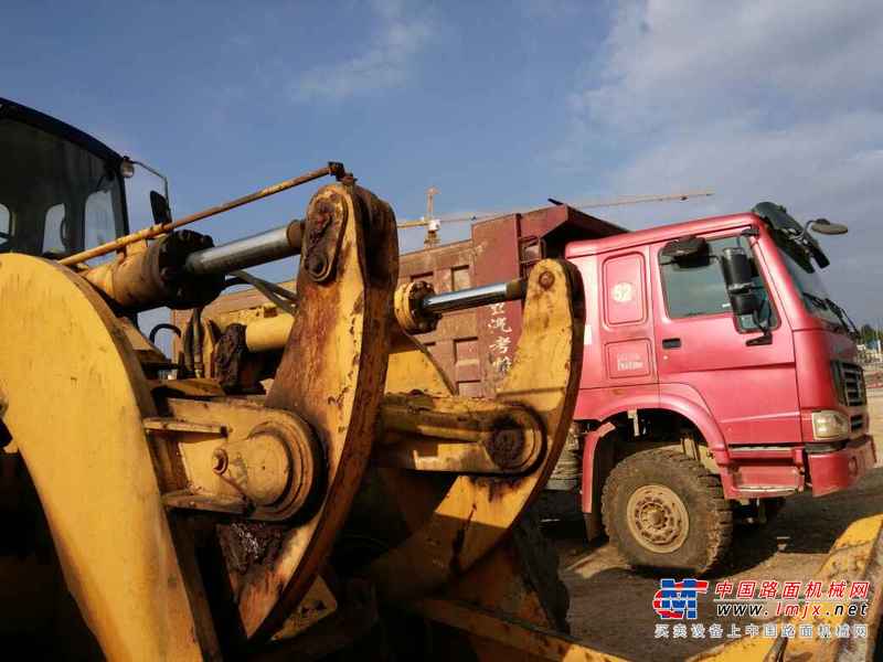 贵州出售转让二手15000小时2005年常林956装载机