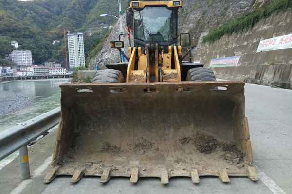 陕西出售转让二手3000小时2011年徐工LW500KL装载机