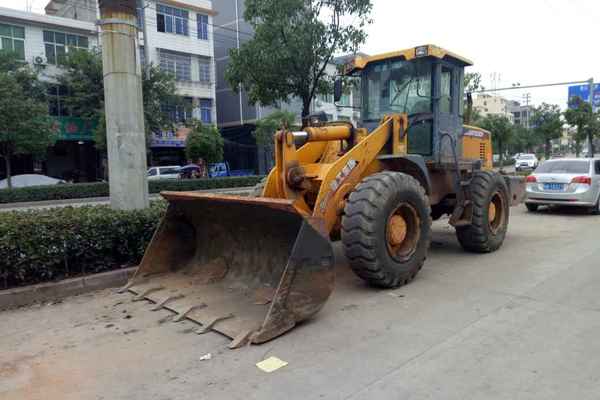 江西出售转让二手6500小时2010年徐工LW300F装载机
