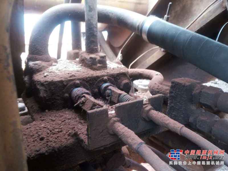 江西出售转让二手6000小时2007年龙工LG850装载机