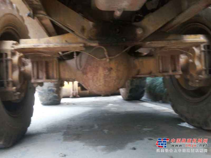 江西出售转让二手3500小时2010年龙工LG825装载机