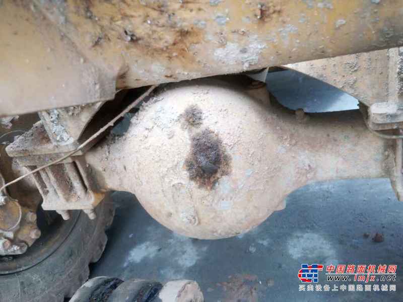 江西出售转让二手3500小时2010年龙工LG825装载机