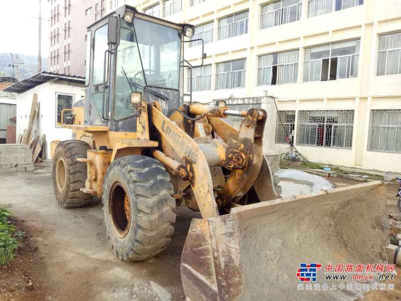 云南出售转让二手3936小时2009年柳工CLG816装载机