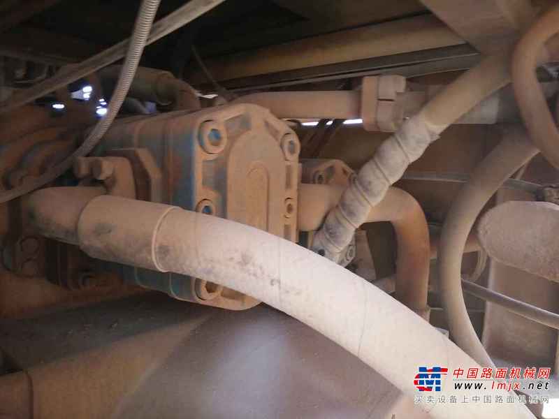云南出售转让二手6500小时2010年龙工LG850D装载机