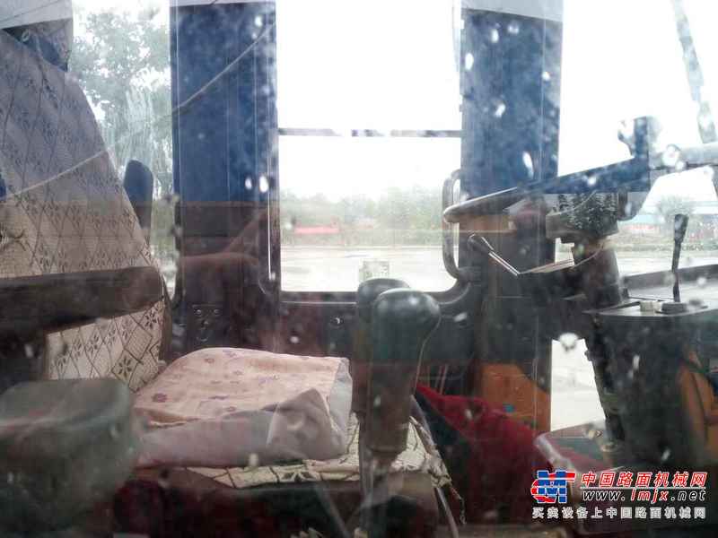 陕西出售转让二手6800小时2010年柳工CLG856装载机