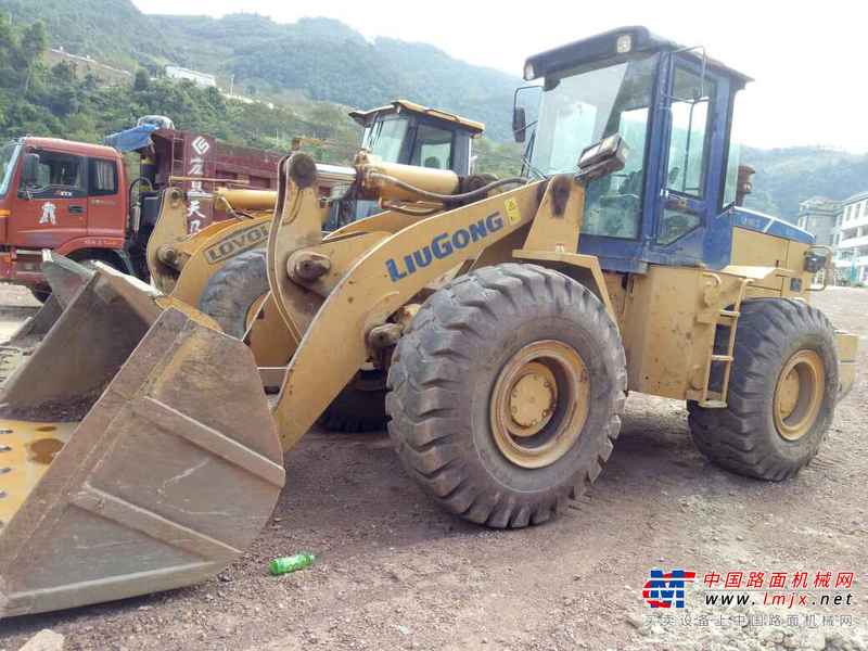 云南出售转让二手5700小时2008年柳工CLG855装载机