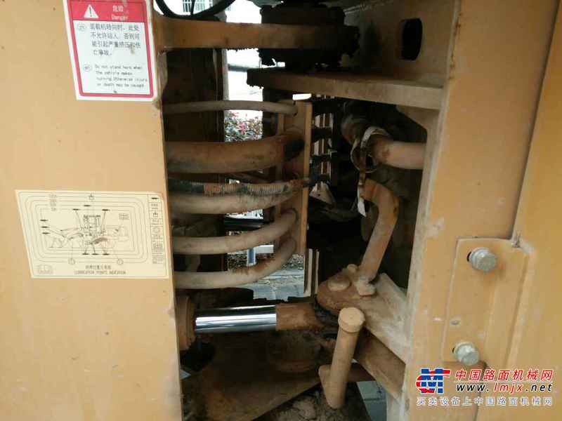 陕西出售转让二手2000小时2012年龙工LG833B装载机