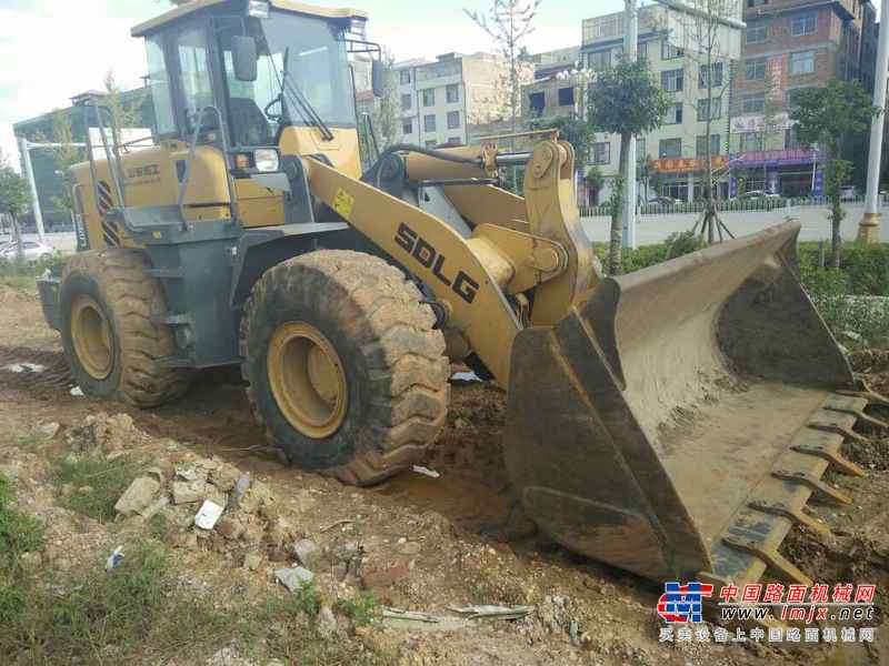 云南出售转让二手2300小时2013年临工LG953装载机