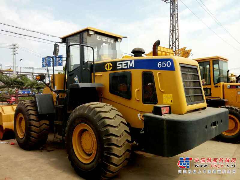 云南出售转让二手600小时2014年山工SEM650装载机