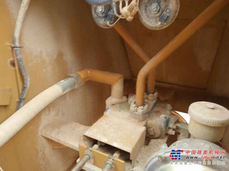 云南出售转让二手2500小时2013年龙工LG855D装载机