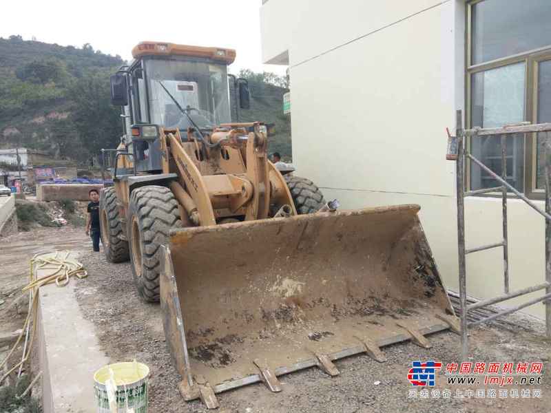 陕西出售转让二手1800小时2012年龙工LG833B装载机