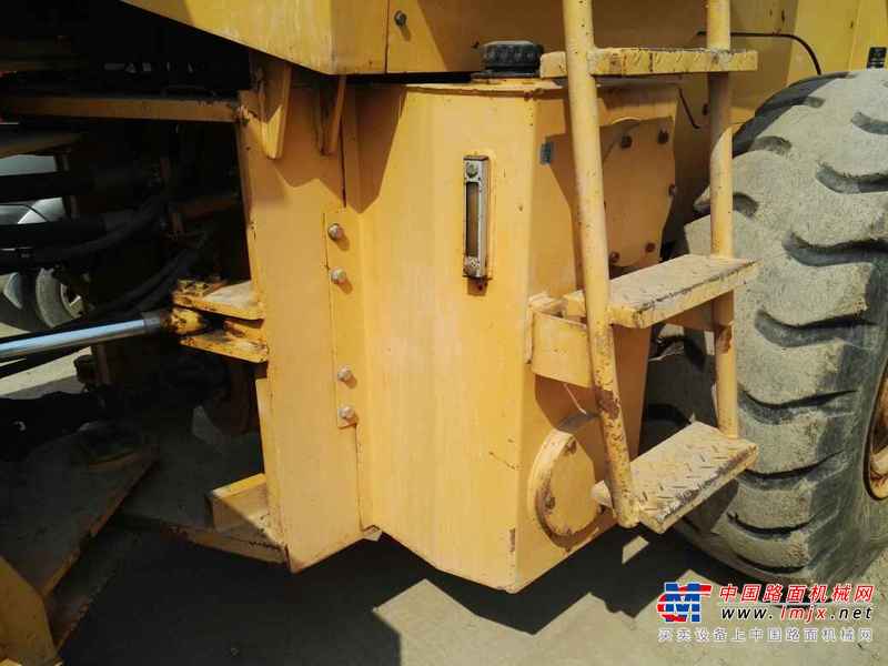 陕西出售转让二手3000小时2011年柳工CLG836装载机